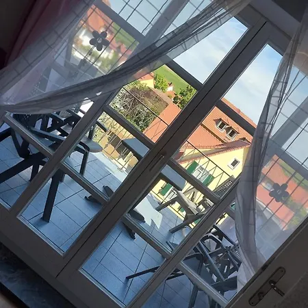 Apartment Lila