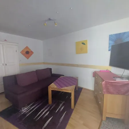 Lila Apartment